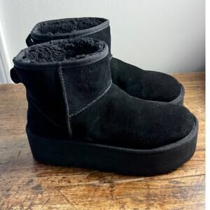 UGG Classic Ultra Mini Platform Boots Black Suede Ankle Booties